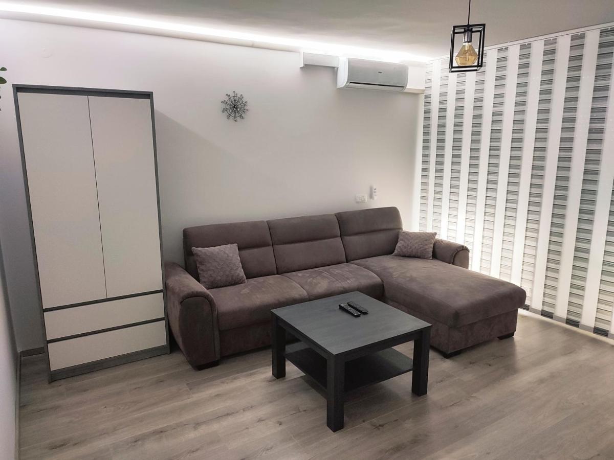 Apartman Levi Pula Exterior foto